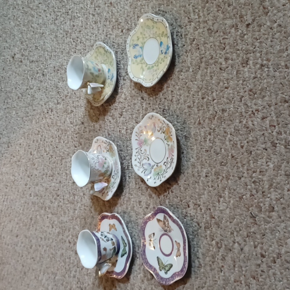 9 piece butterfly tea set